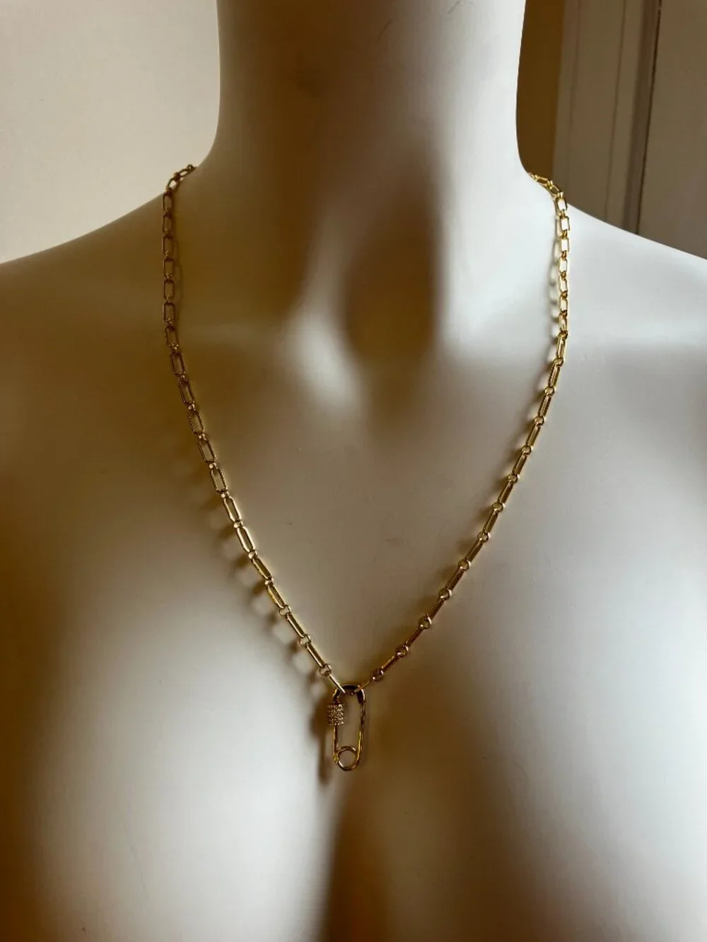 Independent real 18k